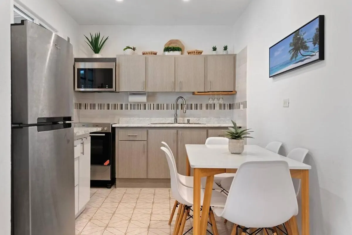 Paceful Home In San Juan Near To The Airport Puerto Rico